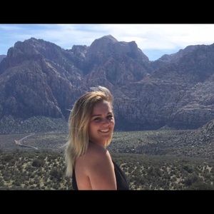 Meet your Posher, Erika